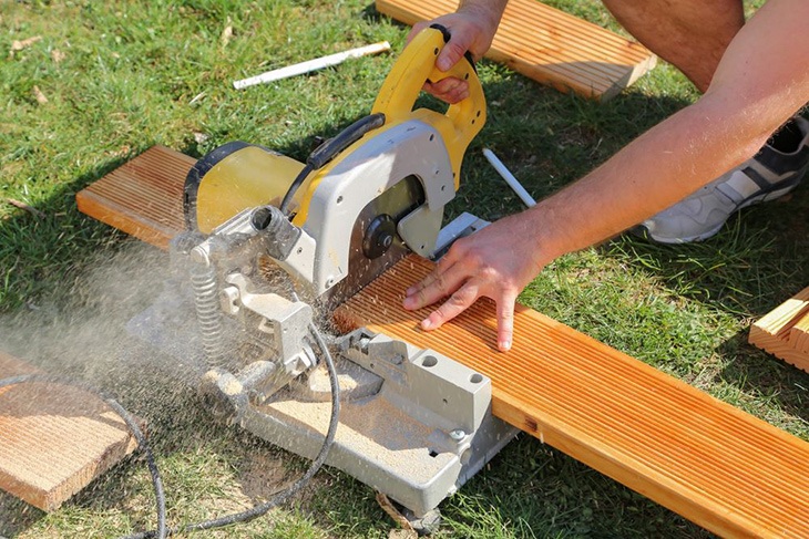 difference between chop saw and miter saw